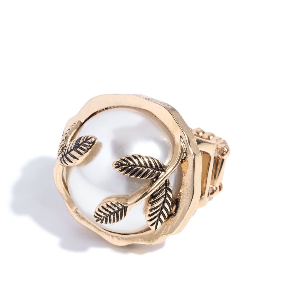 Paparazzi Gold White Nature-Inspired Ring Tea Party Treasure Oversized Jewelry